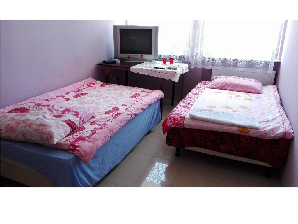 Pokoje Do Wynajecia Staporkow Apartman Kültér fotó